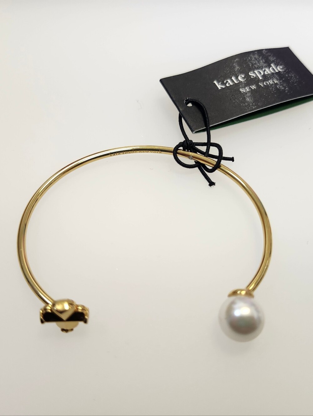 NWT Kate Spade Gold-Tone Flower Faux Pearl Cuff Bracelet - Picture 3 of 6